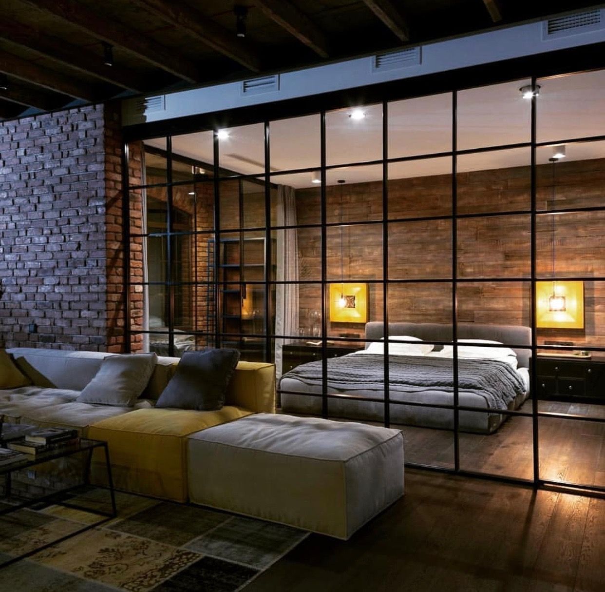 Лофт-перегородки из стекла — стильное зонирование для квартиры, офиса, студии - фото KAZSTEKLO Лофт-перегородки из стекла — стильное зонирование для квартиры, офиса, студии - фото KAZSTEKLO