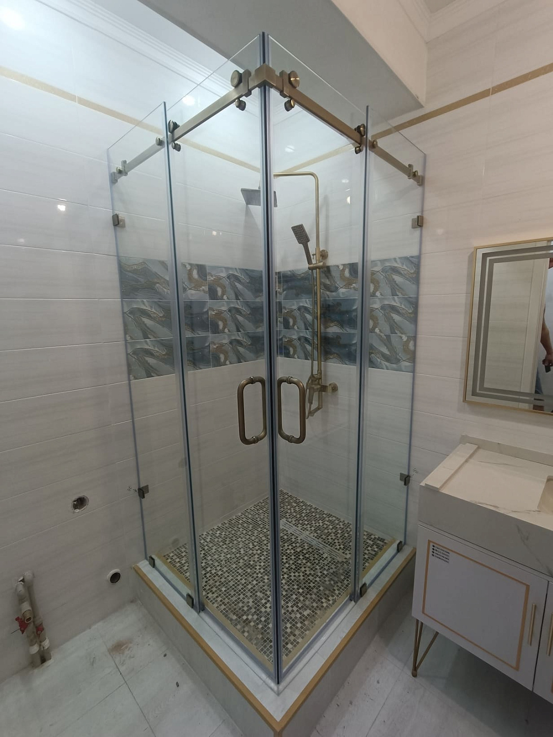 Шыны душ кабиналарын жасау және монтаждау - фото Казстекло Шыны душ кабиналарын жасау және монтаждау - фото Казстекло