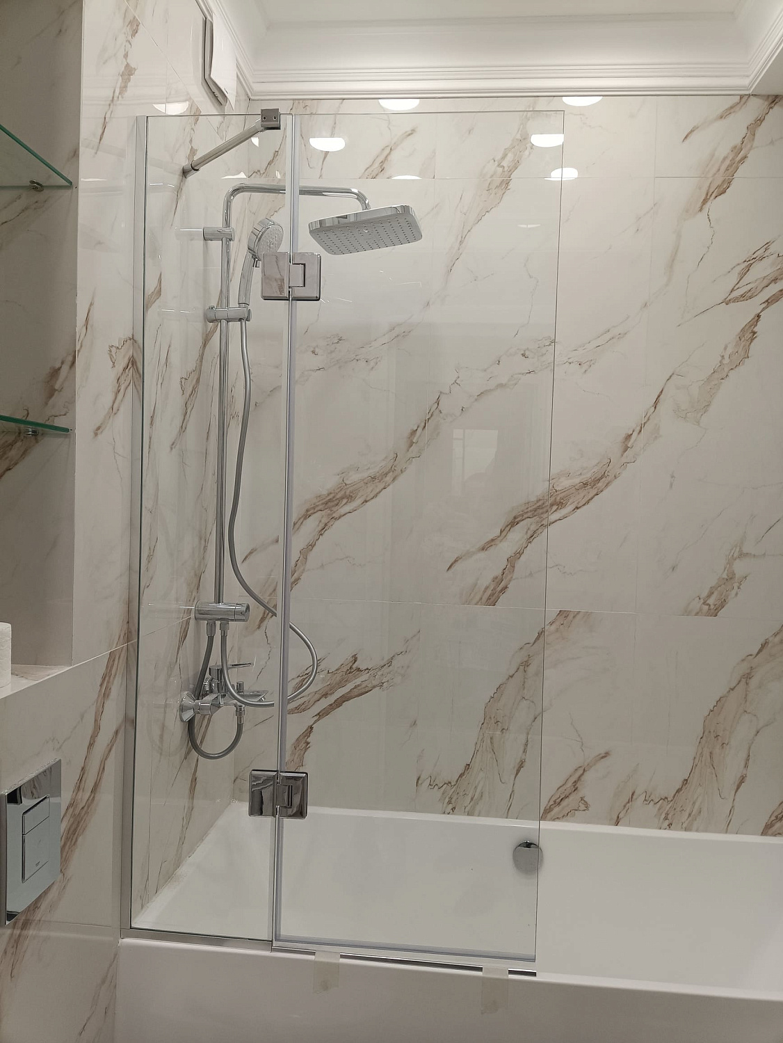 Жуынатын бөлмесіне арналған шыны бөлгіштер жасау - фото Казстекло