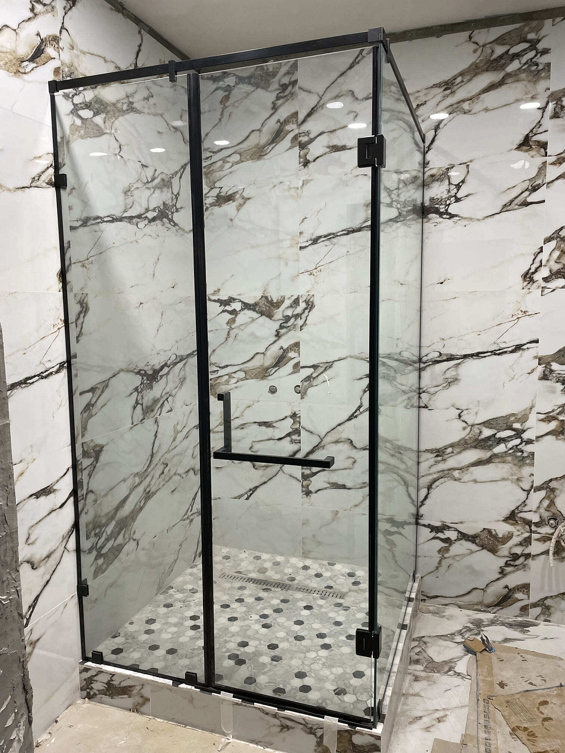 Шыны душ кабиналарын жасау және монтаждау - фото Казстекло Шыны душ кабиналарын жасау және монтаждау - фото Казстекло